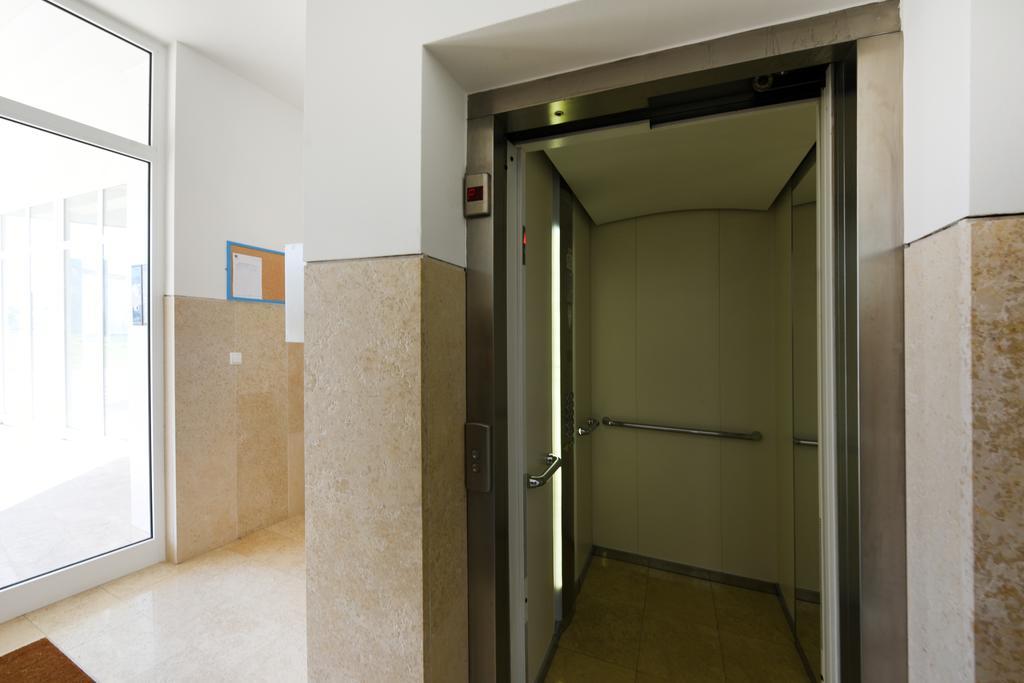 M&D Apartment Zadar Buitenkant foto