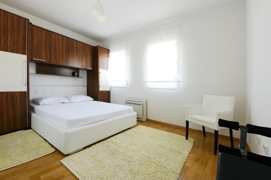 M&D Apartment Zadar Buitenkant foto